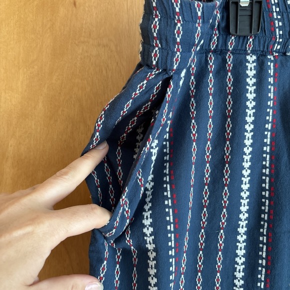 Sundance Women's Size XL Talia Easy Blue/Multicolor Striped Pants With Pocket's - Picture 3 of 12